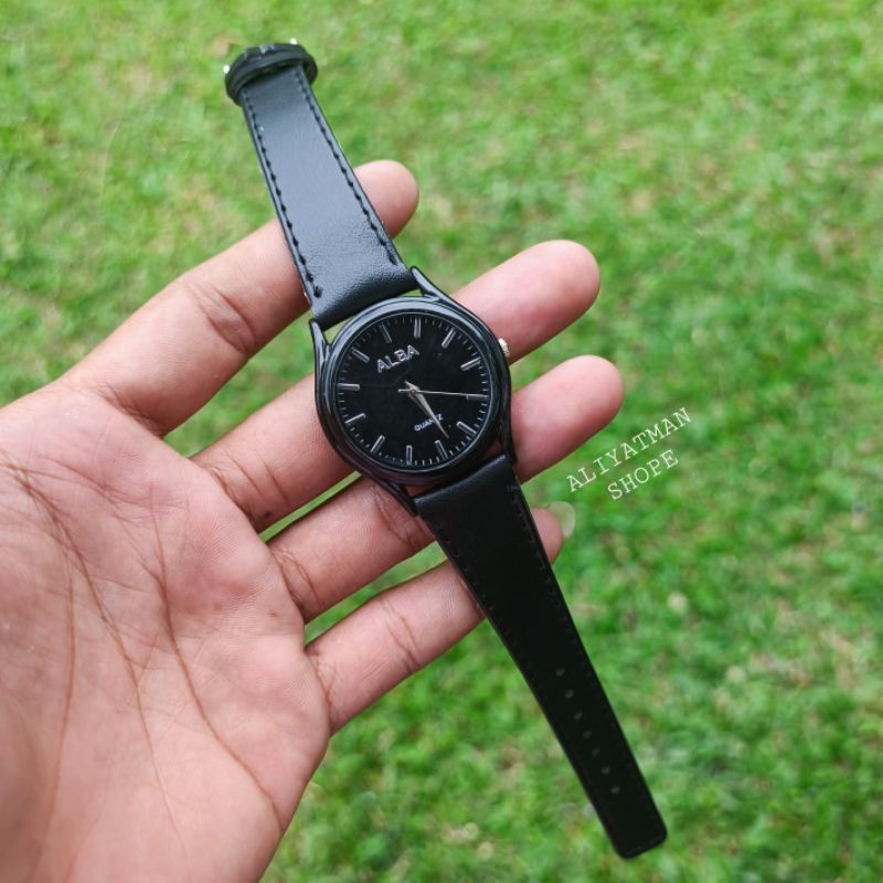 Jam Tangan Cewek Tali Kulit Water Resistant Alba Fashion Cewek Free Batrai Cadangan / Jam Tangan Wanita Murah / Jam Tangan Cewek Terlaris New Baru Cod / Jam Tangan Wanita Terbaru Strap Kulit / Jam Tangan Fashion Cewek_ Jam Tangan Wanita