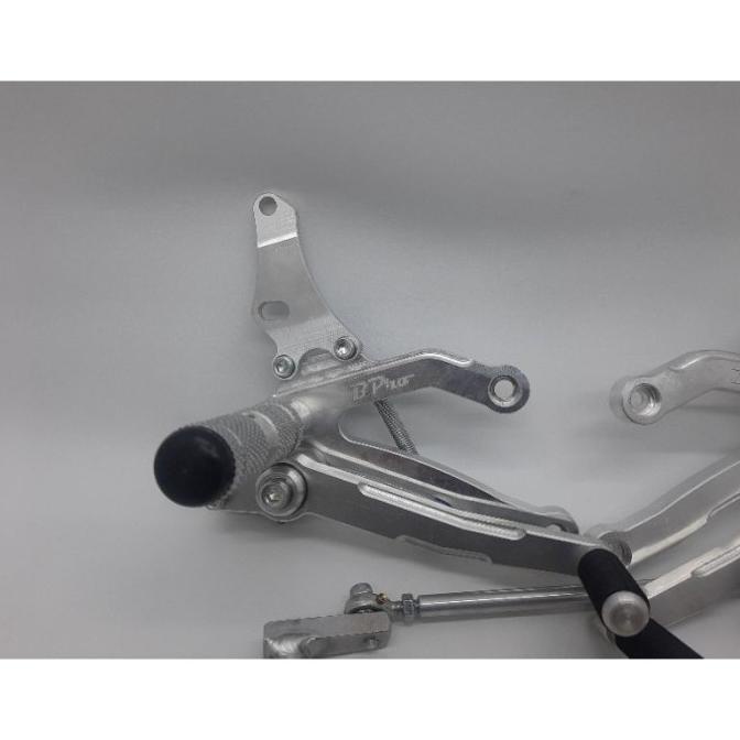 Underbone Ub Footstep Depan Disc Ninja R Ss Rr New Rr Old Zx150 Bpro