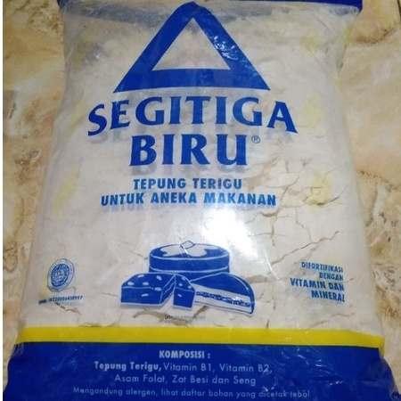 

Segi Tiga Biru Tepung terigu kemasan 1kg