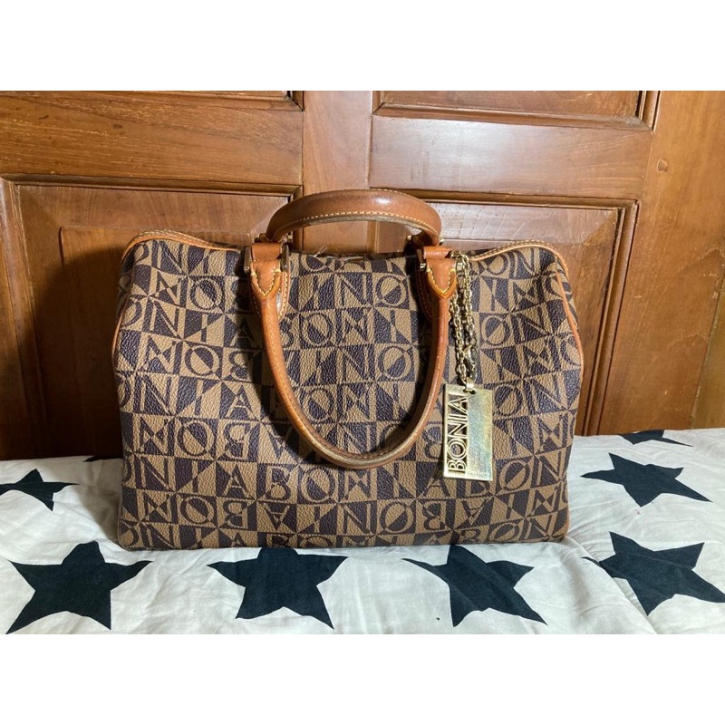 Bonia speedy preloved