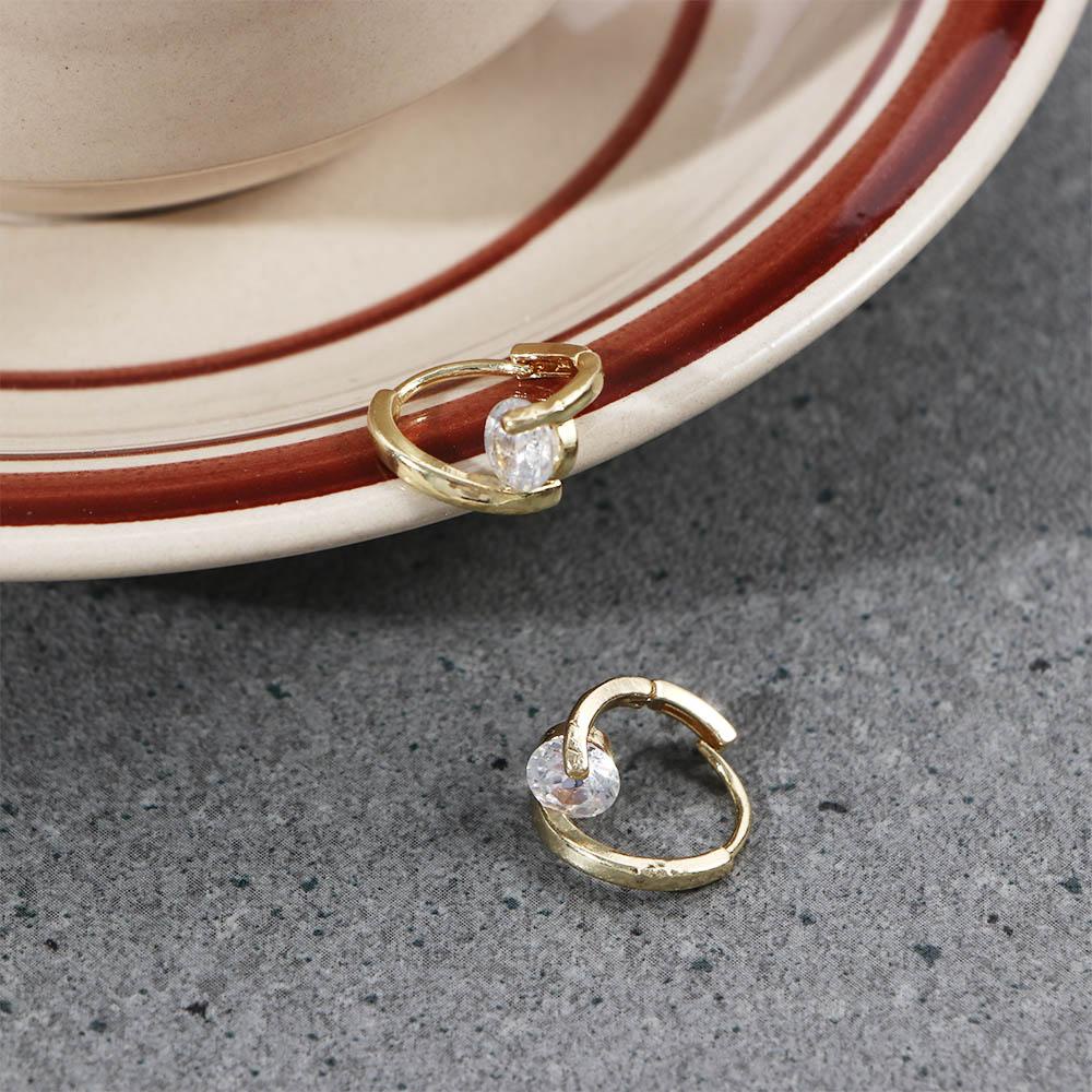 Anting Hoop Agustina Temperamen Elegan Gaya Wangi Kecil Perempuan Geometris Berlian Imitasi Aksesoris Telinga Wanita Anting Pejantan