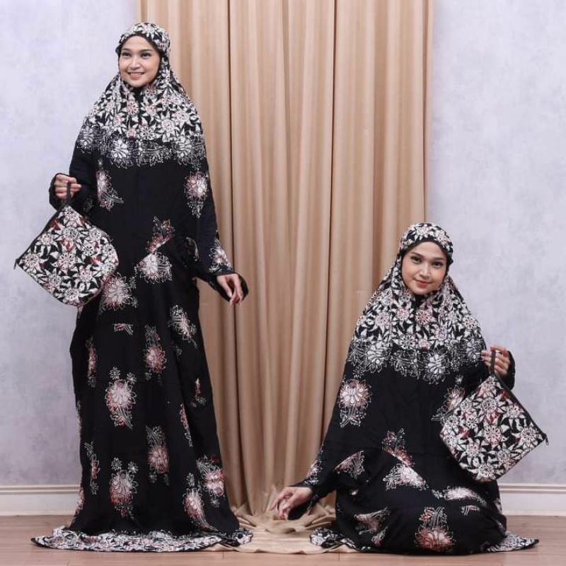 MUKENA TERUSAN, MUKENA BATIK.