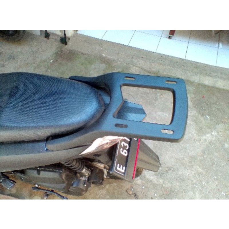 BRACKET BRAKET BREKET BEHEL BOX HONDA BEAT KARBU BEAT FI BEAT STREER Behel Box beat Breket box beat 