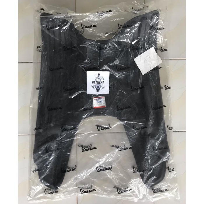 Floormate karpet vespa s/lx/lxv original