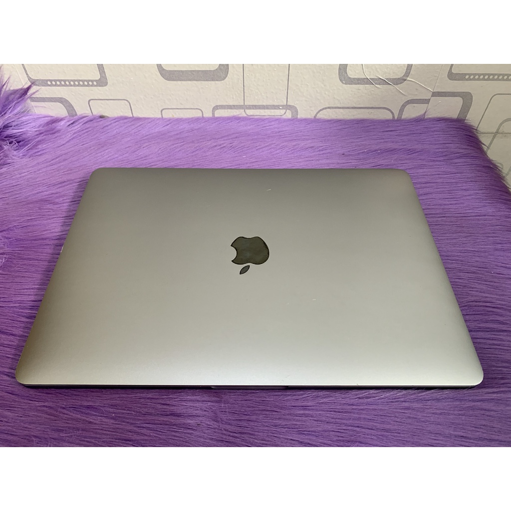 MacBook Pro Retina 2017 13in Core i7 8GB SSD 128GB