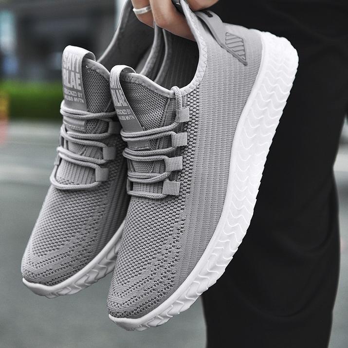 Sale Terbatas Leedoo Sepatu Sneakers Pria Casual Sport Fashion Shoes MR109