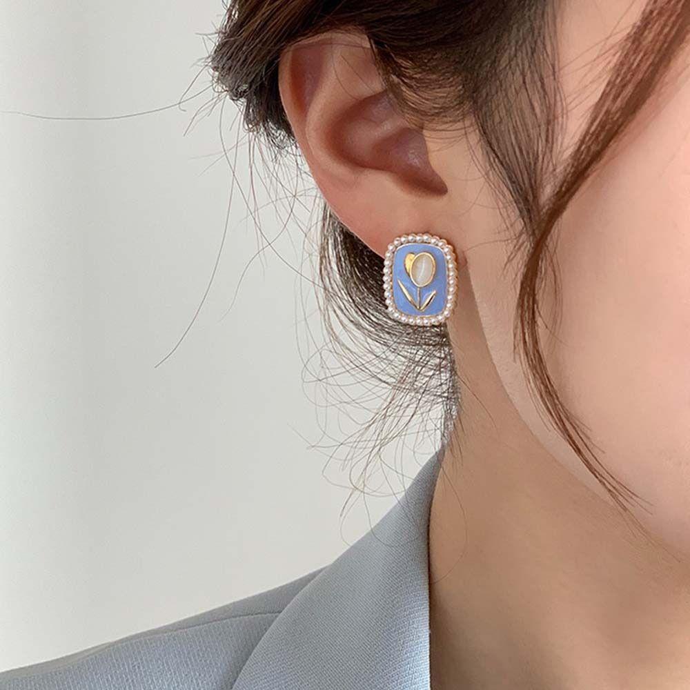 Mxbeauty Anting Wanita Elegan Gadis Hadiah Perhiasan Aksesoris Berlian Imitasi Tulip Ear Hook