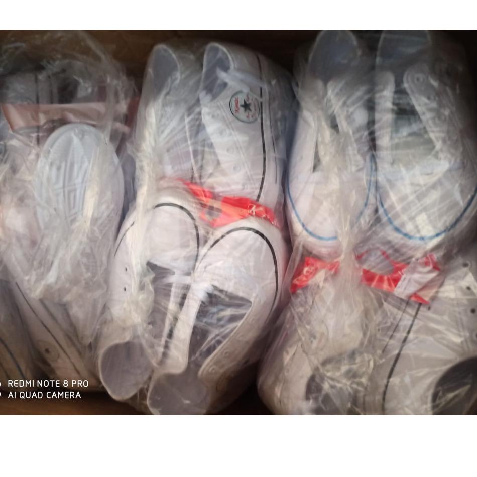 Booming SEPATU KARET PYLON KOMIN ALL STAR  DAN GARIS PUTIH RINGAN NYAMAN