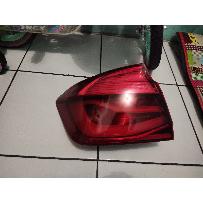 stoplamp lampu belakang bmw f30 lci led original