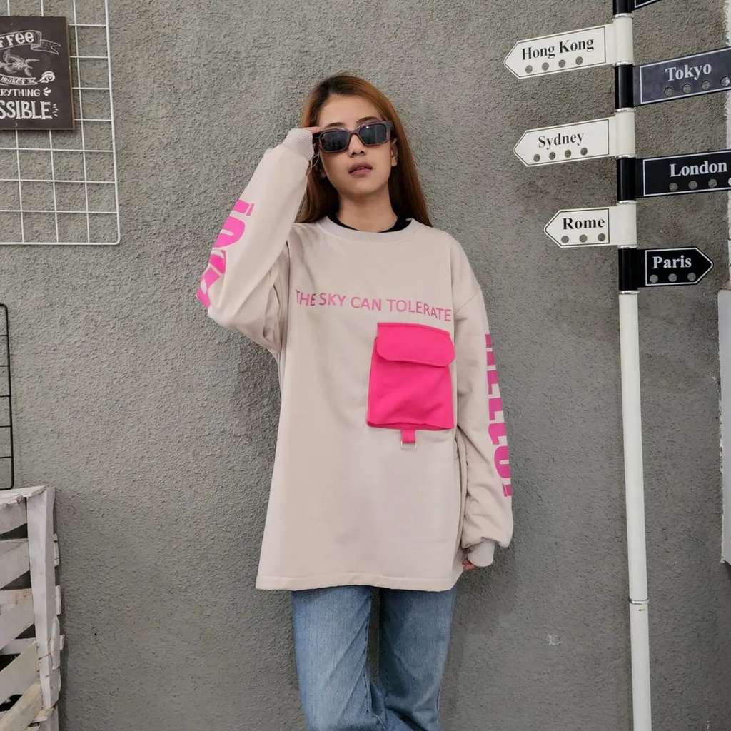 HELLO POCKY Sweater Crewneck Oblong Wanita Oversize Bersaku Pakaian Blouse Fashion Terkini Ala Korean Style Kasual Terbaru