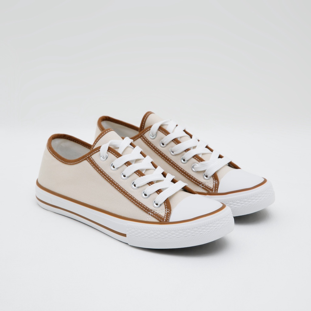 Berrybenka - Sepatu Sneakers Wanita Sofia Yumma Low Ankle Sneaker