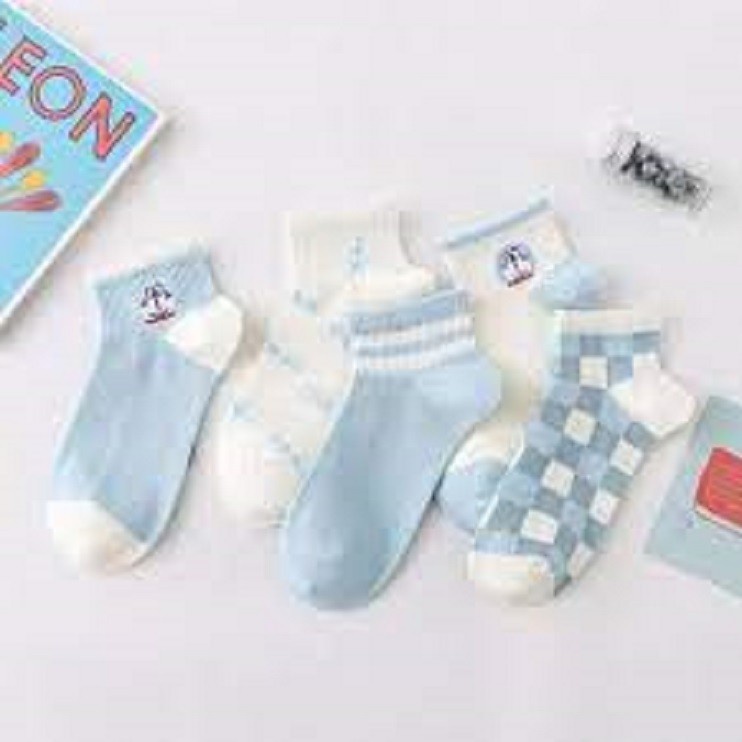 EM Kaos Kaki Pendek Wanita Fashion Style Motif Doraemon Biru Muda