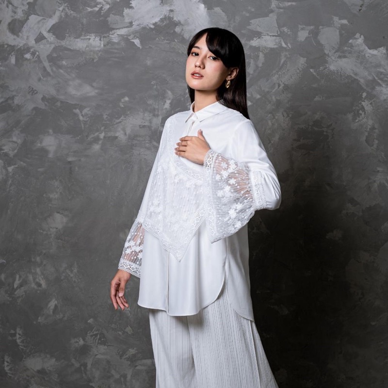 GENEVIEVE BLOUSE WHITE - ROMANTIC BY AIKILA