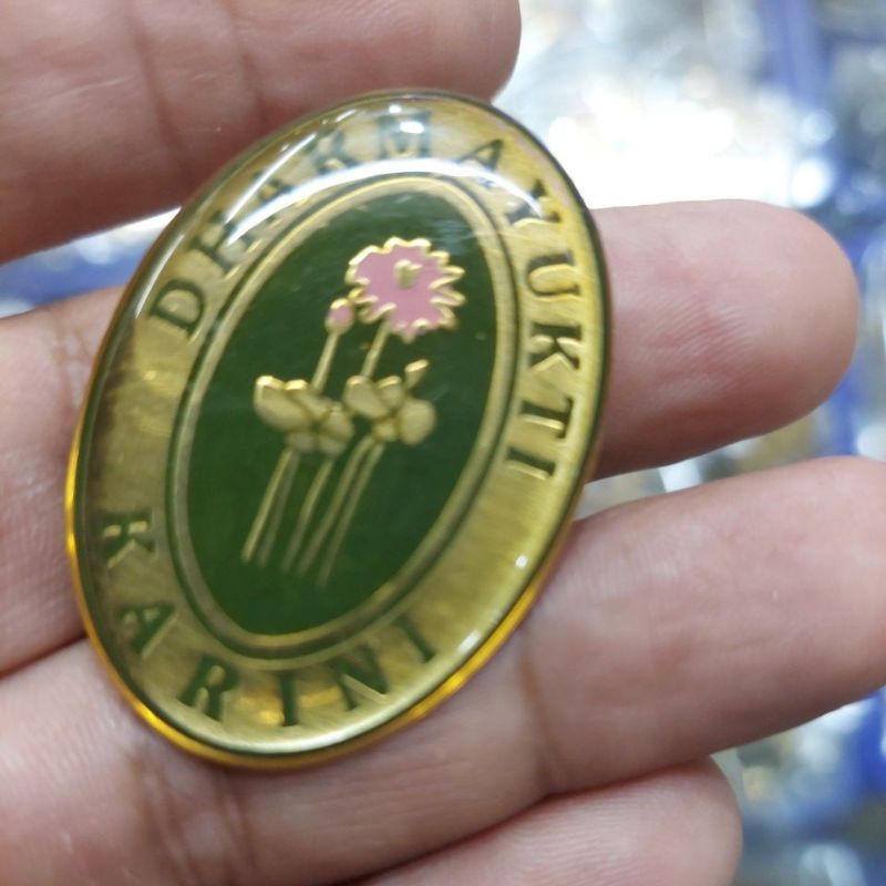 PIN DHARMA YUKI KARINI