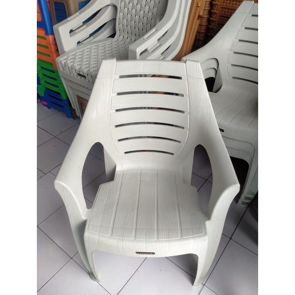 NAPOLLY KURSI PLASTIK SANTAI (Khusus via gosend-BOGOR)