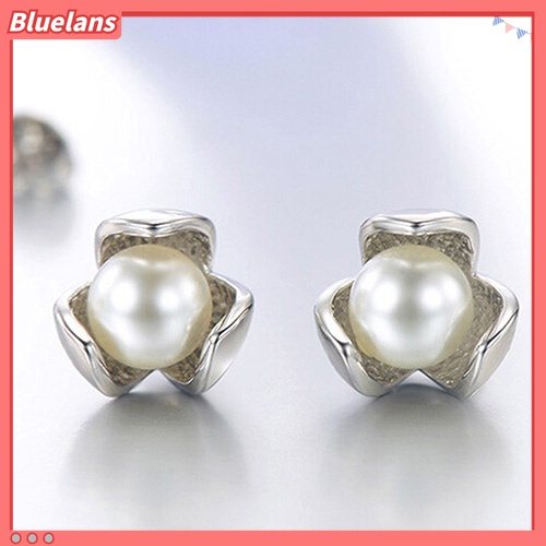 Anting Stud Desain Bunga Aksen Berlian Imitasi Bahan 925 Sterling Silver Untuk Pernikahan