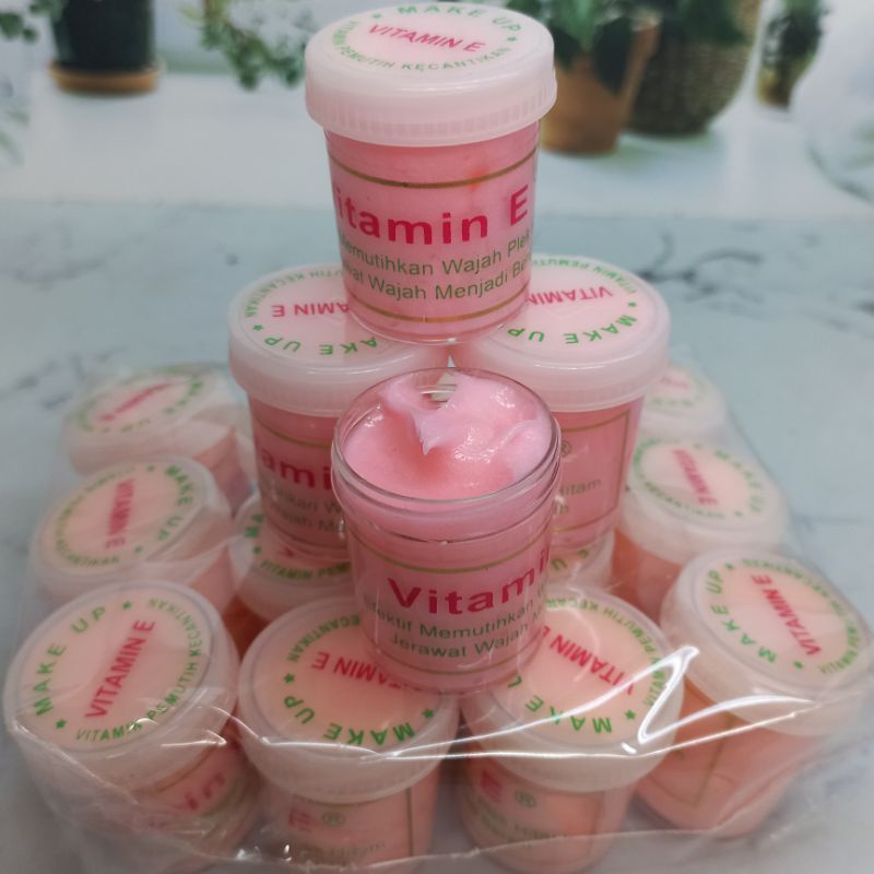 SELUSIN CREAM VITAMIN E 12 PCS