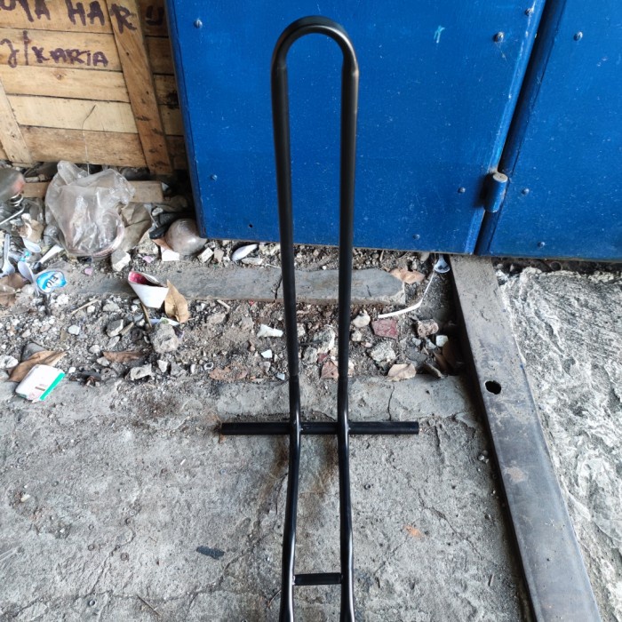 Pedok L Roadbike / Stand Display Sepeda L