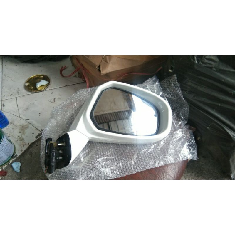 Spion Honda Freed Kanan Original