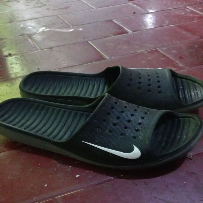 sandal Nike PL