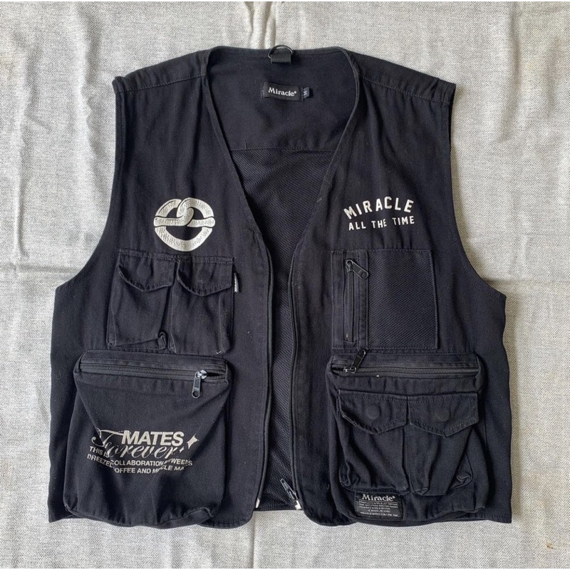 Vest Miracle Mates collaboration