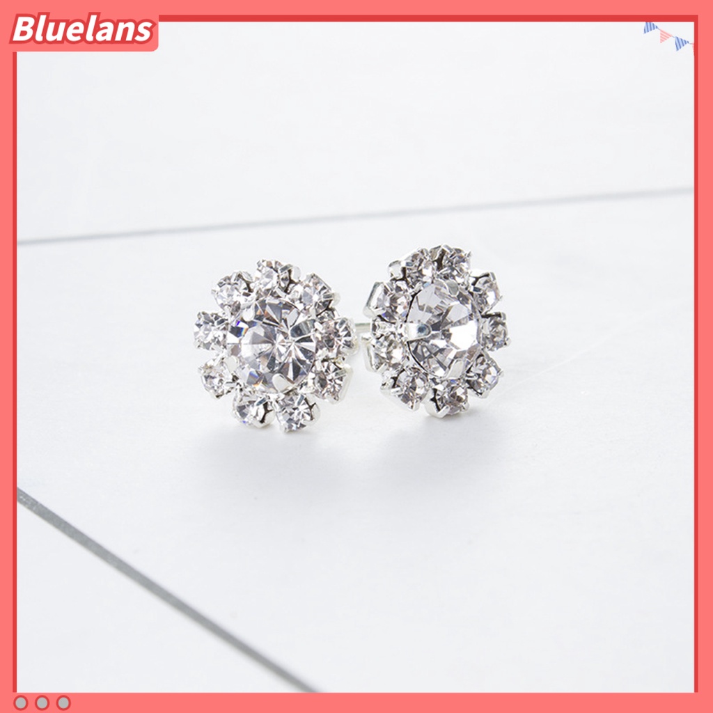 Bluelans 1 Pair Ear Stud Rhinestone Charming Alloy Flower Shaped Elegant Earrings for Women