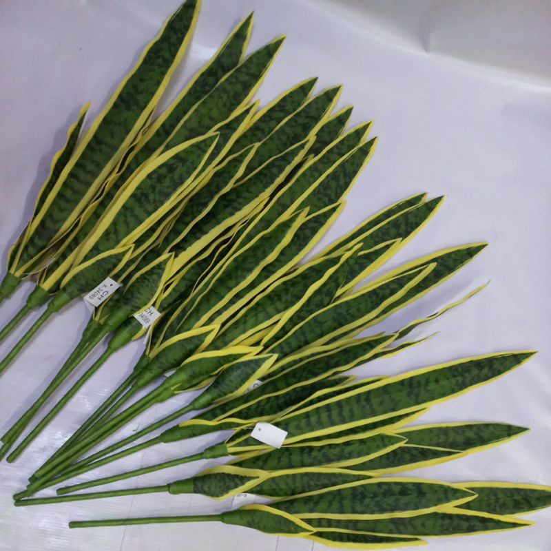 daun lidah mertua palsu artificial/ lidah mertua latex import /lidah mertua premium/ lidah mertua ar