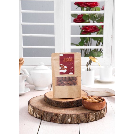 

Almond / Kacang Almond