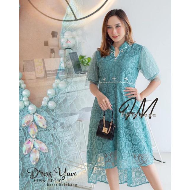 KEBAYA MODERN // KEBAYA ORIGINAL // DRESS YUVI // BAHAN BRUKAT KOMBINASI PAYET MIX TILLE DOT // By Ferry Mena