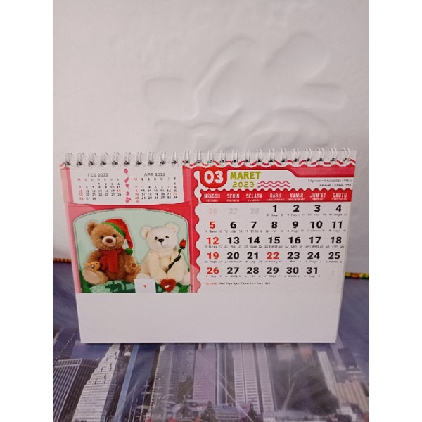 

kalender meja 2023 boneka lucu
