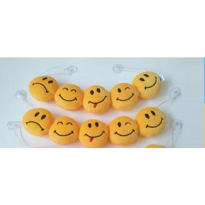 Z210 |  Hiasan kaca mobil Bentk Smiley boneka rencengan tempelan kaca mobil Hiasan Gantungan Kaca Mobil Smile Lucu Warna Kuning