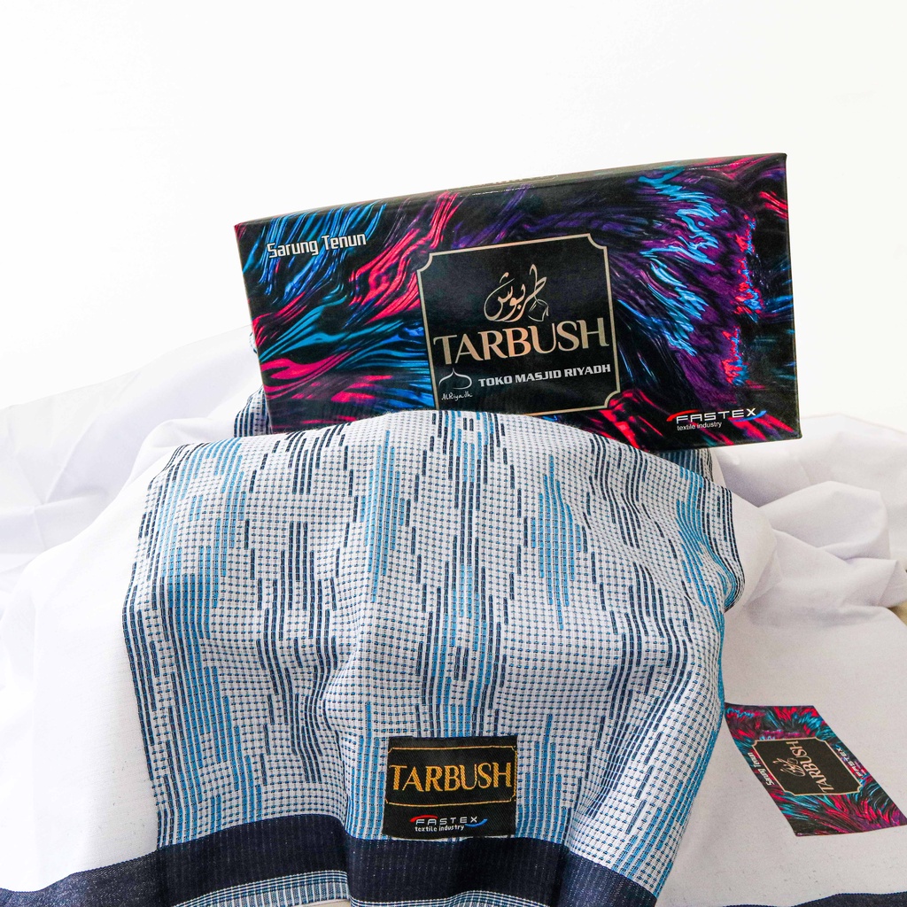 Sarung Tarbush Motif Putih Polos Tumpal