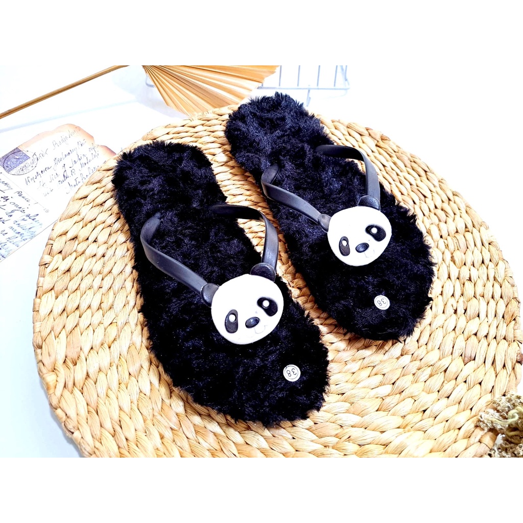 Sandal Perempuan Dewasa Motif Jepit Bulu Panda Halus