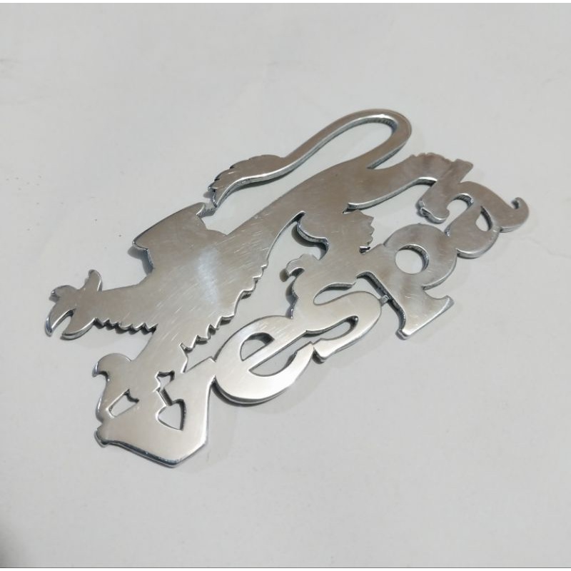 Vespa Emblem Layar depan