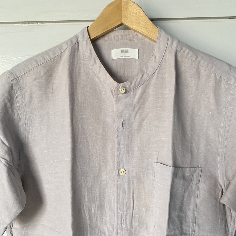 Kemeja Uniqlo Sanghai Pria Grey-Cream Original size L fit M