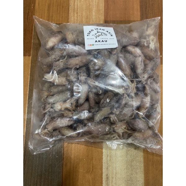 

Cumi-cumi remaja ukuran sedang Sotong remaja ukuran sedang kualitas super (KODE BARANG SP DL)