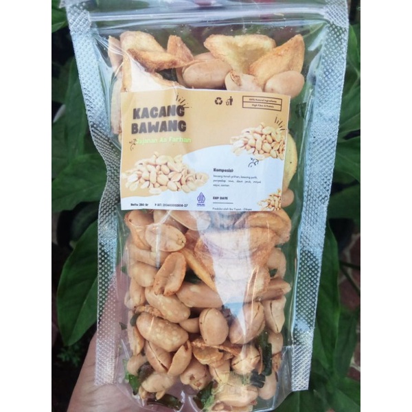 

Kacang goreng bawang putih penuh rasa 125 gram