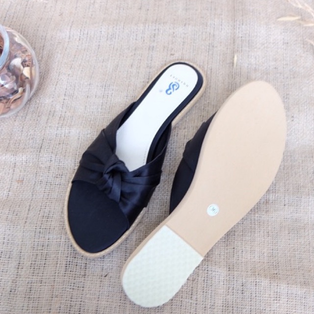 [SIAP KIRIM] Sandal Flat Wanita BRShoes89 Casual Berkualitas Premium  Best Seller