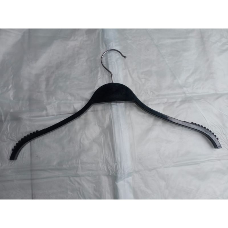 Hanger Kayu Zara Dewasa Warna Hitam