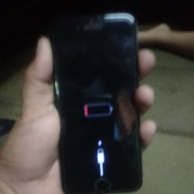 iPhone 6s stuck logo