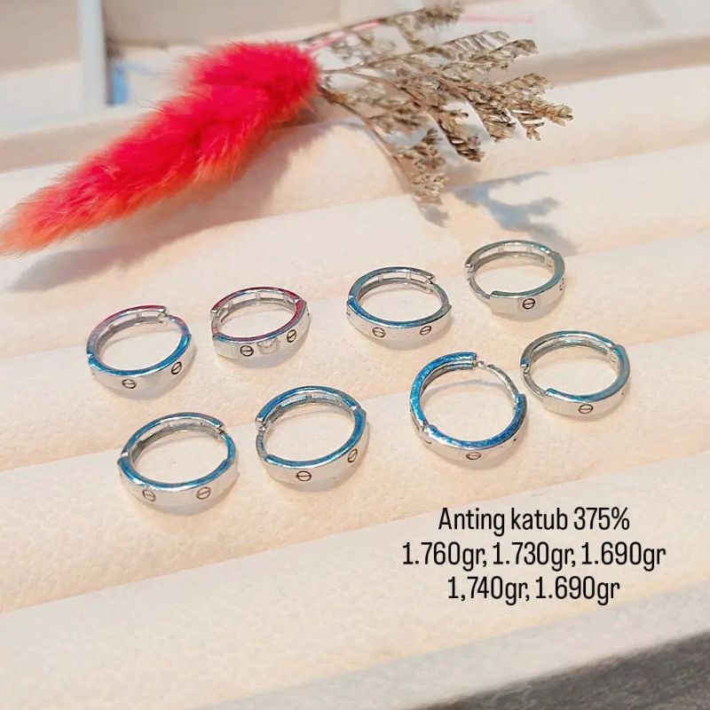 Anting emas putih kadar 375%