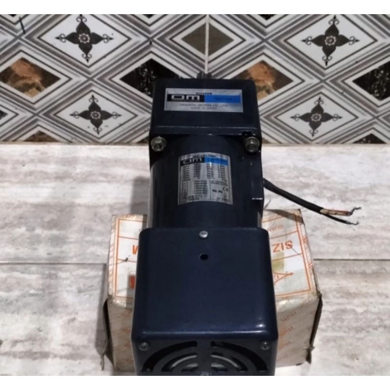 Ac Motor Gearbok Oriental Motor 220V 180W Ratio 1 : 30