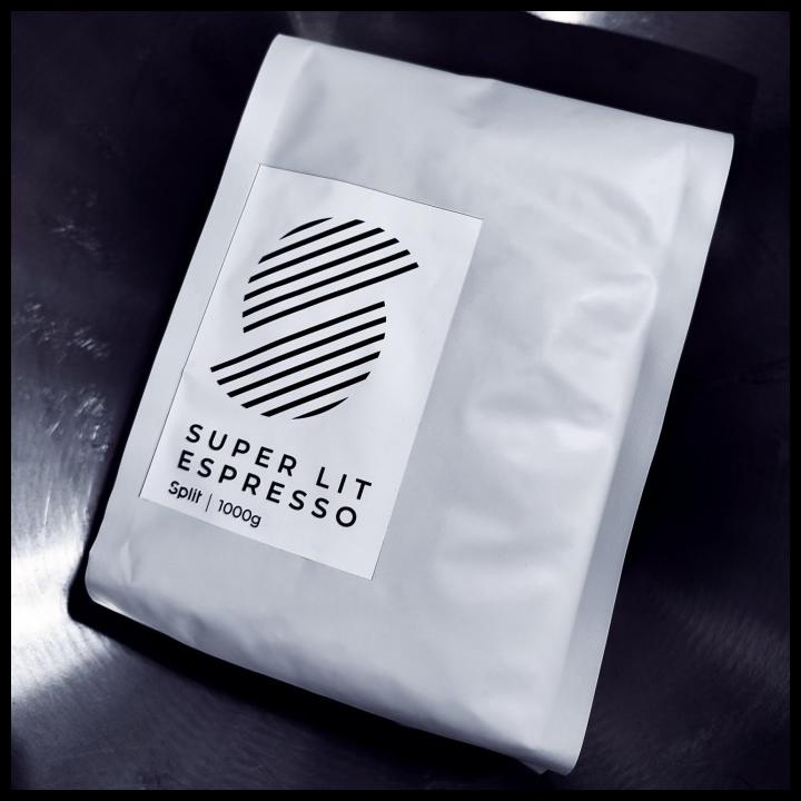 

Super Lit Espresso Blend 1Kg Split Coffee