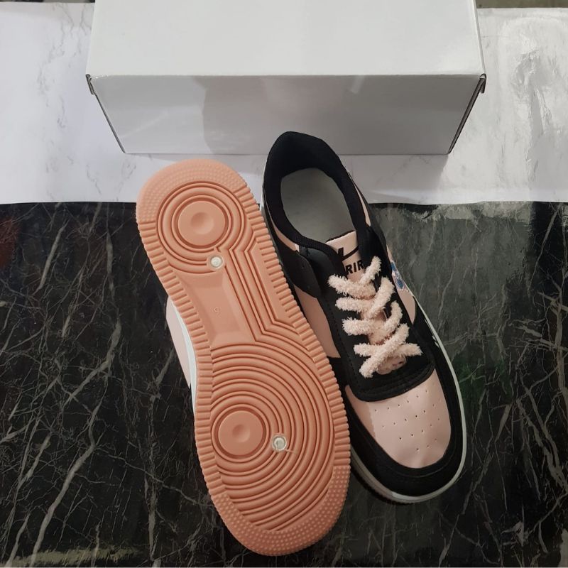 9030 Sneakers kekinian wanita import sepatu kets murah