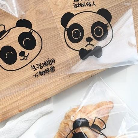 

50pcs PLASTIK ROTI OPP PEREKAT 15x18 PANDA MIX MOTIF