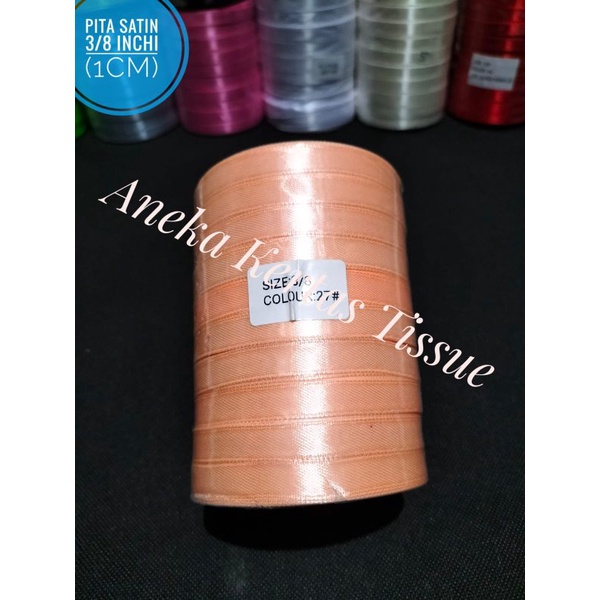 

Pita Satin 1 cm per roll 25 yard / Pita Satin 3/8 inchi - Orange Muda