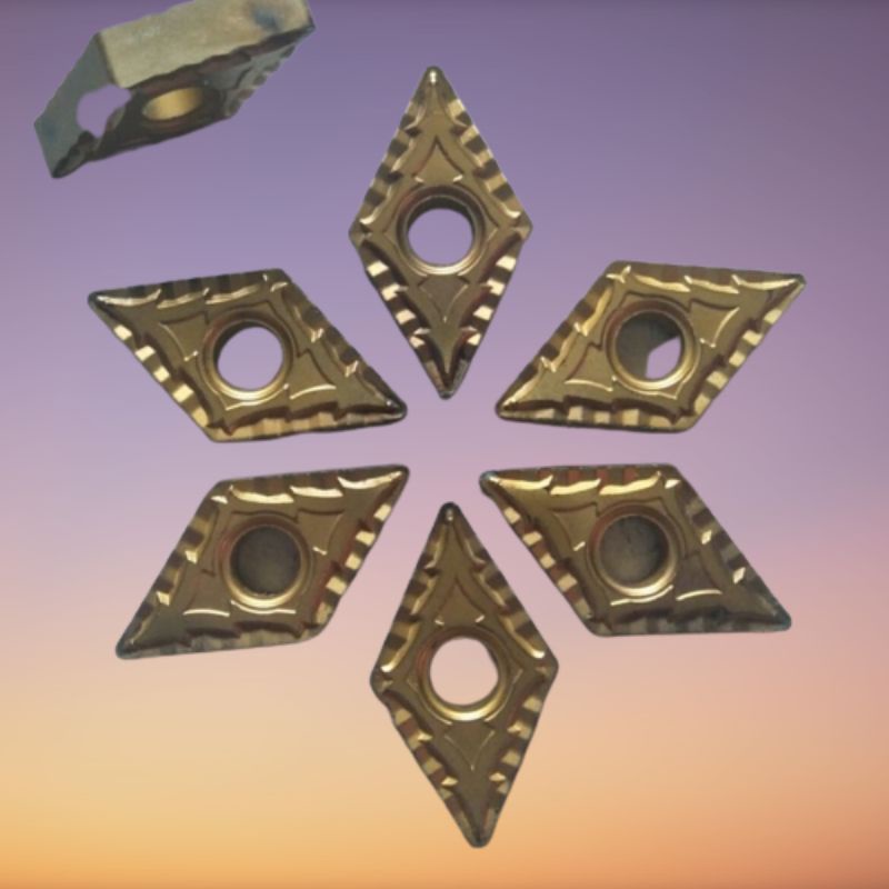 Insert DNMG 150408 merk Kyocera bekas seken