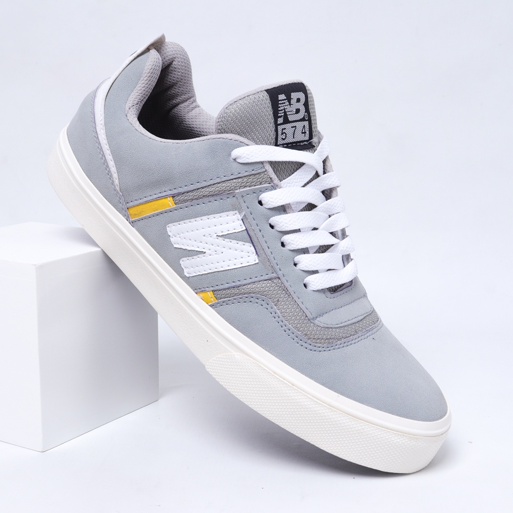 SEPATU PRIA SKATEBOARDING SNEAKERS CASUAL KETS SPORT PREMIUM IMPORT BNIB ABU PUTIH