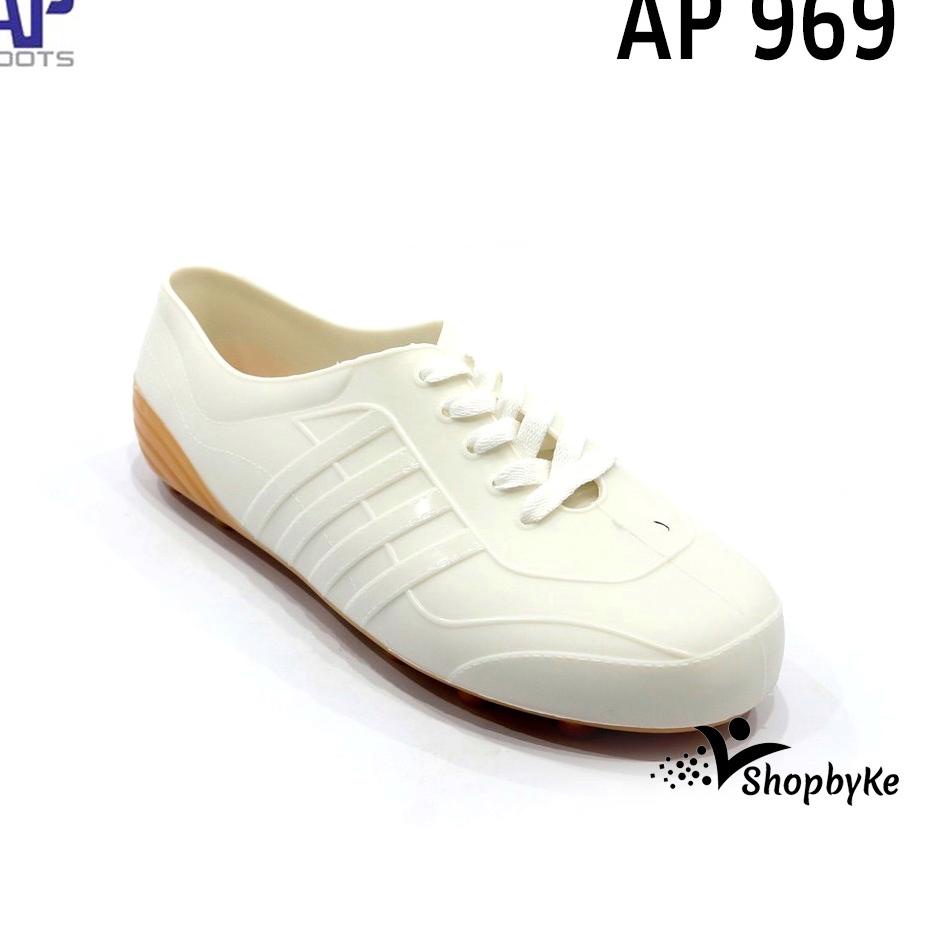 Sepatu Karet merk AP Boots Multi Fungsi- AP PUL BOLA 969 HITAM- AP PUL BOLA 963 PUTIH -  AP Boot SEP