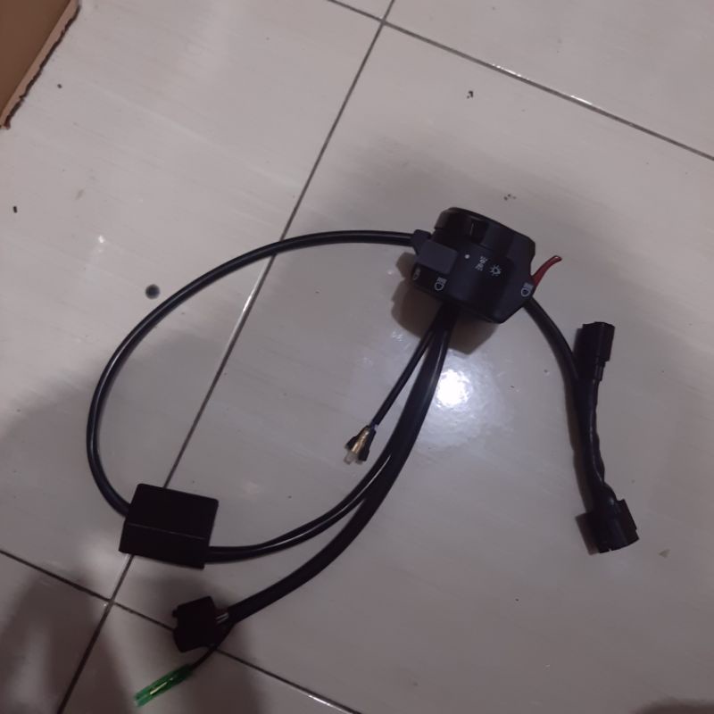 SAKLAR KIRI VIXION ORI MINDA PNP VARIO 160 ABS